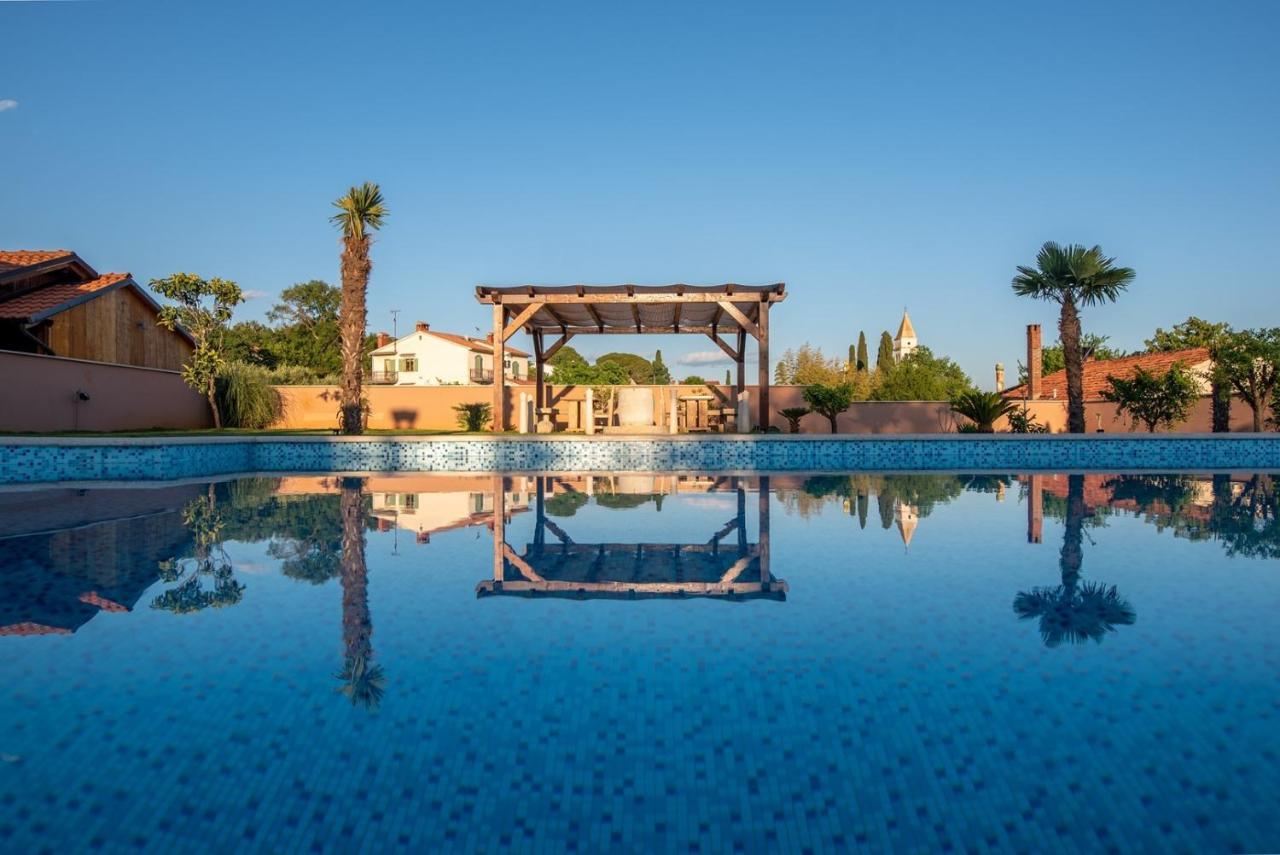 Hotel Via Flavia With Common Pool Labinci Exterior foto